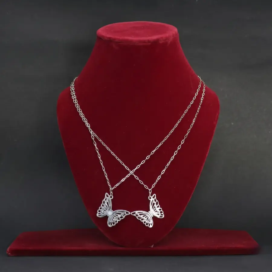 Elegant Butterfly Couple Pendant Necklace Set for Women Elegant Butterfly Couple Pendant Necklace Set for Women