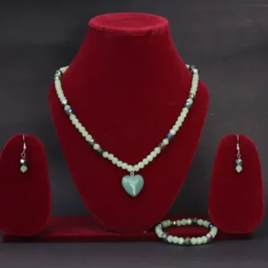 elegant green heart pendant jewelry set for women