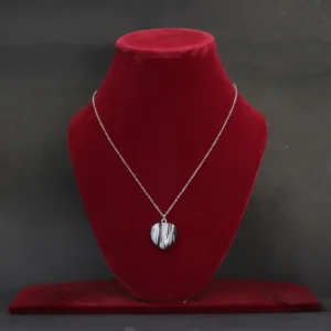Elegant Marble Pattern Heart Charm Necklace